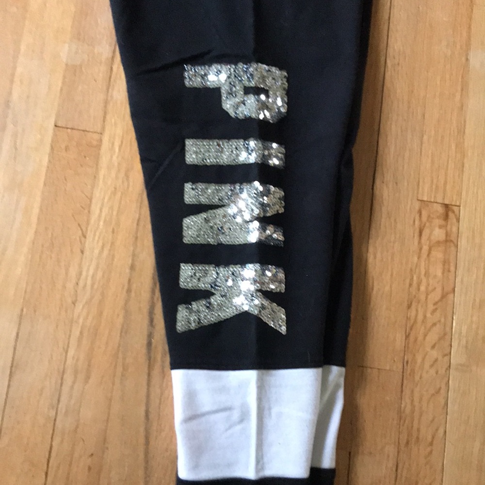 Nearly new PINK yoga pants